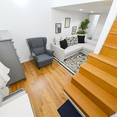 Charming Apartment In Damjanich Str., Lucas Budapest Exterior photo